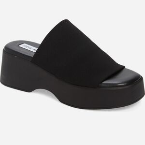 Steve Madden Black Platform Slides